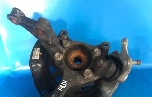 Toyota Auris 150 Rear wheel hub spindle/knuckle 4321202170