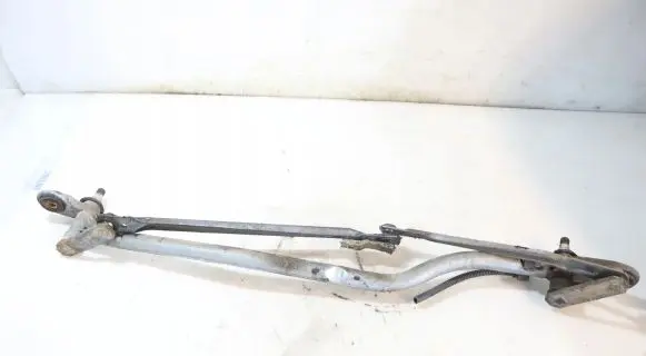Front wiper linkage