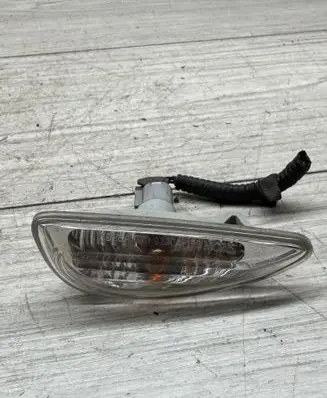 Hyundai i30 Front fender indicator light 923041R0 e96332