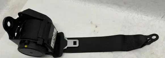 BMW 2 F22 F23 Rear seatbelt S3725939102