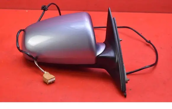 Audi A4 S4 B6 8E 8H Front door electric wing mirror 010681