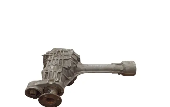 Nissan Navara D40 Front differential 