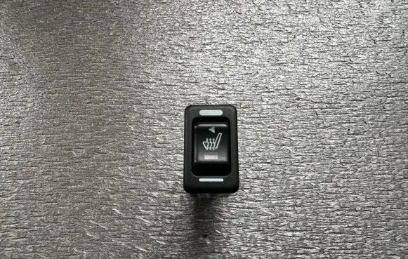 Nissan Patrol Y61 Seat heating switch 2550050Y10