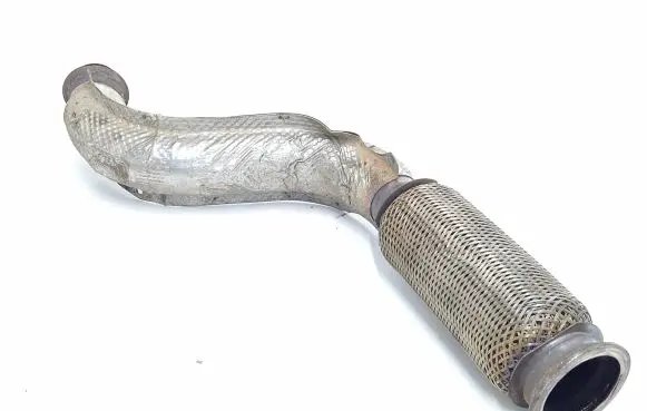 Peugeot 3008 II Exhaust flexible connection 