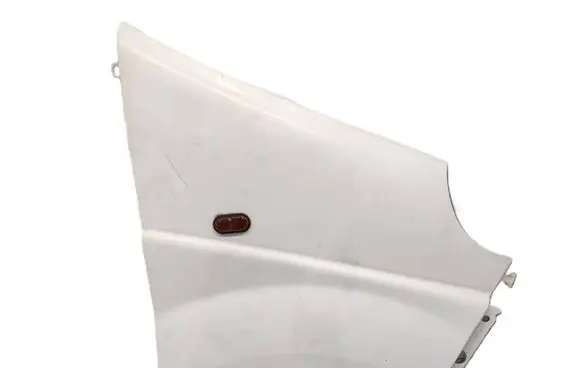 Opel Vivaro Fender