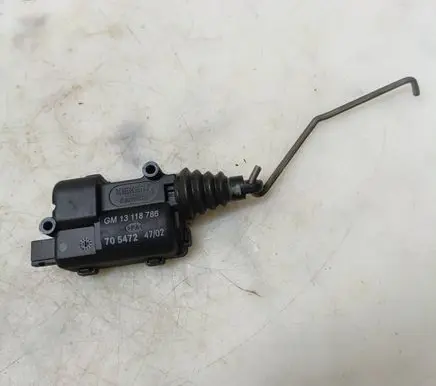 Opel Astra G Central locking motor 13118786 705472