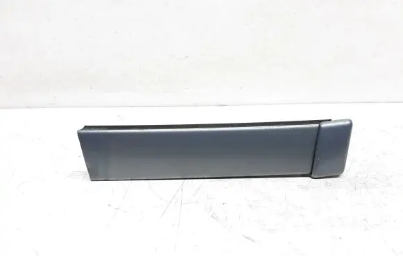 Volvo XC70 Front door trim (molding) 39992804