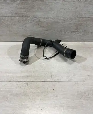Toyota Avensis T250 Intercooler hose/pipe 17362