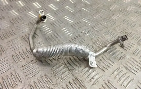 BMW X1 F48 F49 Coolant pipe/hose 7617532