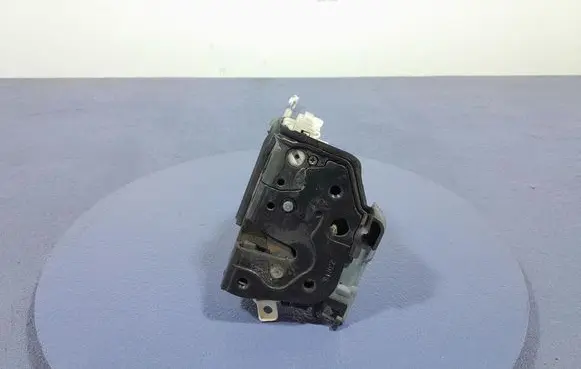 Porsche Cayman 981 Front door lock 8J1837016E