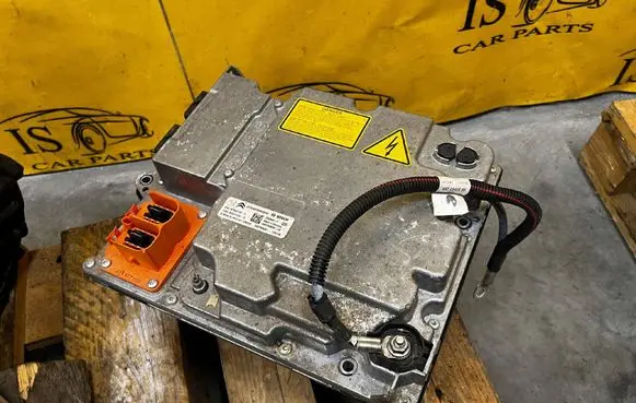 Peugeot 508 RXH Voltage converter inverter 9678825780 9802516380