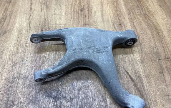 Porsche Macan (95B) Rear upper control arm/wishbone 8R0505311F AC442000516