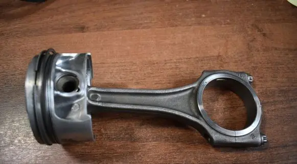 Porsche Panamera (971) Piston 