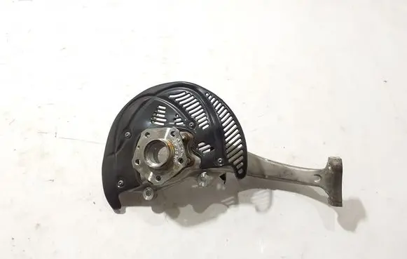 Audi A7 S7 4K8 Front wheel hub 4K0407559D
