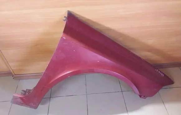Renault Laguna II Fender
