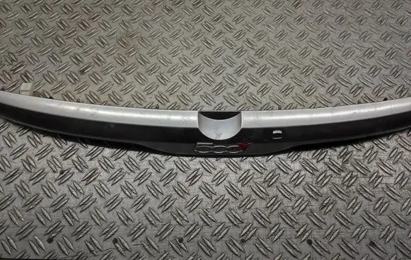 Fiat 500X Number plate light