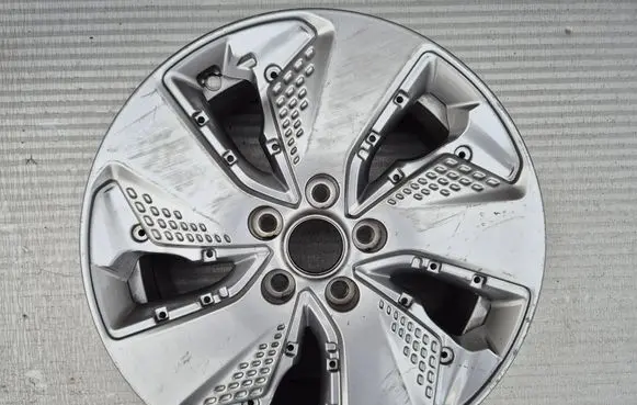 Hyundai Kona I R17 alloy rim 52910K4000