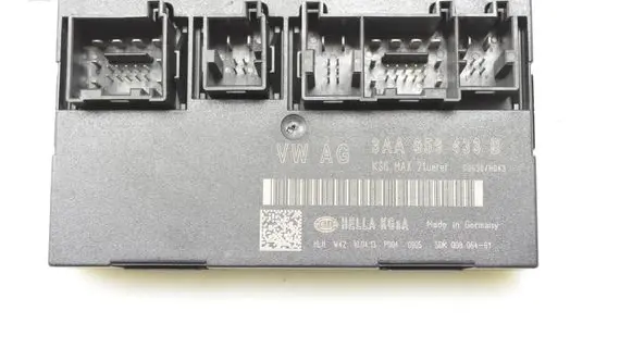 Volkswagen PASSAT B7 Comfort/convenience module 3AA959433B