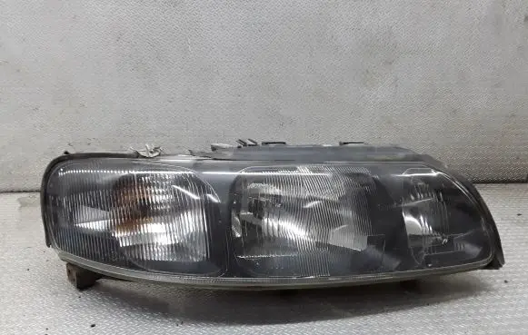 Volvo S60 Headlight/headlamp