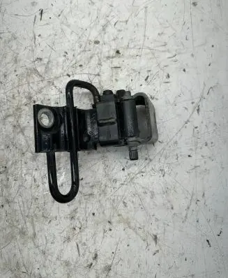Audi Q7 4L Rear door lower hinge 4L0833412A XS430708