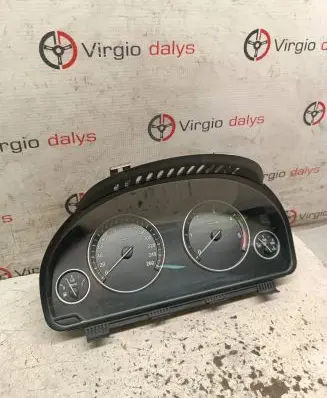 BMW 5 F10 F11 Speedometer (instrument cluster) 9227613 1450330 19619691