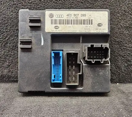 Audi A8 S8 D3 4E Comfort/convenience module 4E0907289 4E0910289B 5DK00843207