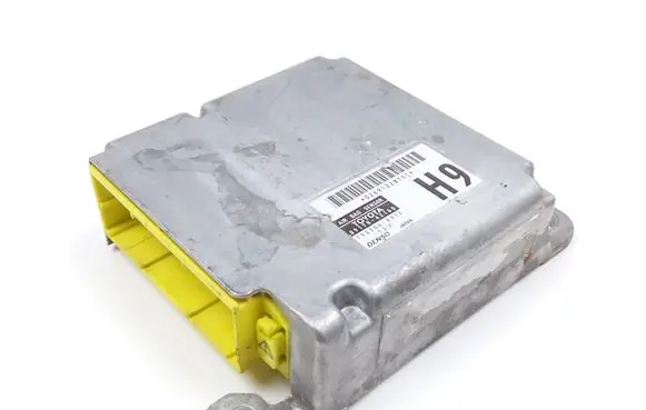 Toyota RAV 4 (XA20) Airbag control unit/module 1523006912 8917042160