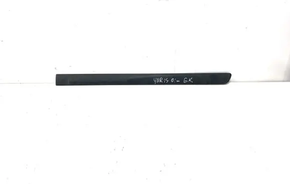 Toyota Yaris Rear door trim (molding) PZ415B252000 132851
