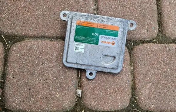 Opel Mokka LED ballast control module 31TYS