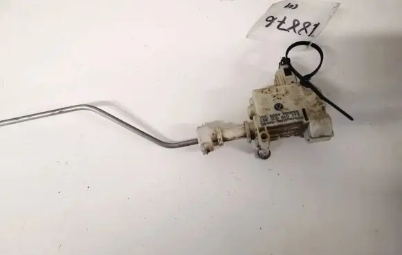 Volkswagen PASSAT B6 Central locking motor 3c0810773 3b0959782a