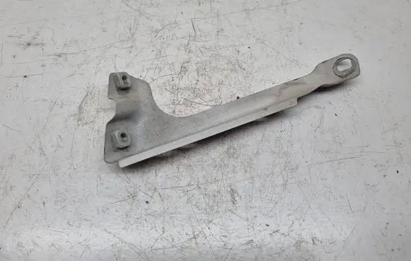BMW 2 F46 Fender mounting bracket 7297202