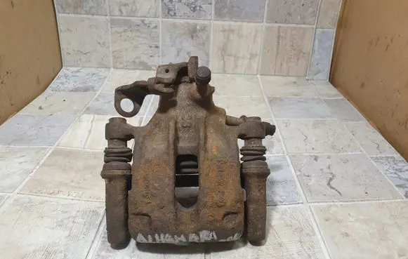 Seat Alhambra (Mk1) Rear brake caliper