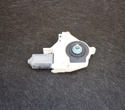 Audi A1 Front door window regulator motor 8K0959801C