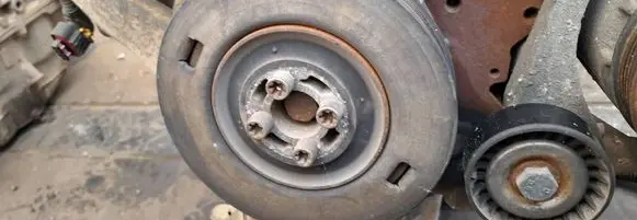 Opel Astra H Crankshaft pulley