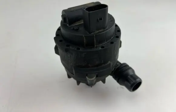 BMW iX1 Electric auxiliary coolant/water pump 5A69E35 0340100
