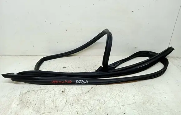 KIA Ceed Front door rubber seal KIA20R
