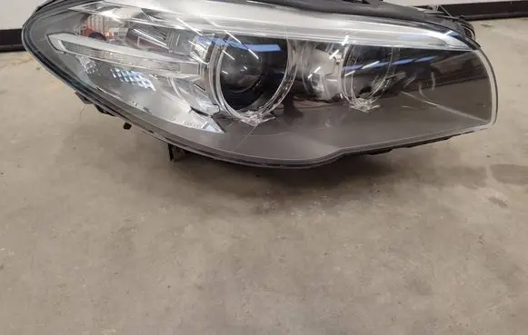 BMW 5 F10 F11 Headlight/headlamp 0110877202512696 12T1852 1EL01108772