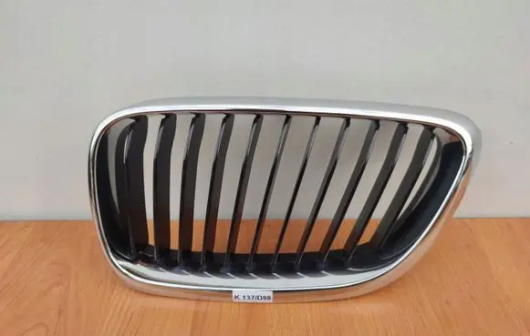 BMW 2 F22 F23 Front bumper upper radiator grill 7464481