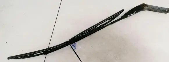 Fiat Panda II Front wiper blade arm