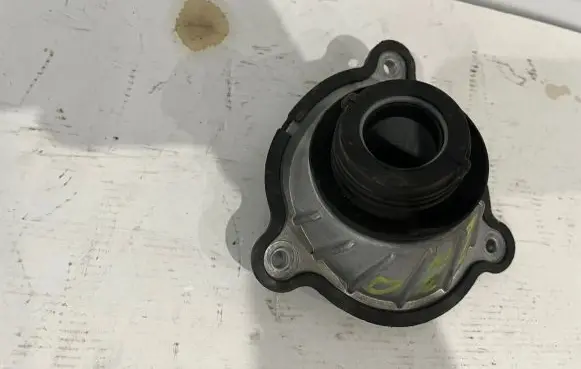 BMW 5 G30 G31 Steering column universal joint 32306862081