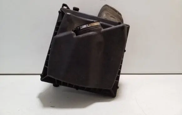 Chevrolet Orlando Air filter box 13311896