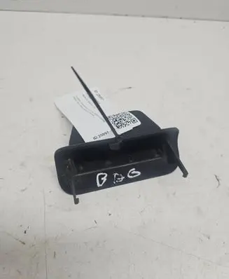 Jaguar XF X250 Tailgate/boot lid lock trim 8X23R46420A