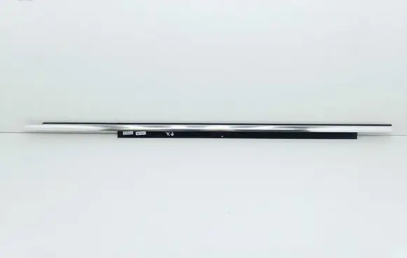 Audi Q5 SQ5 8R Front door glass trim molding 8R0853283F