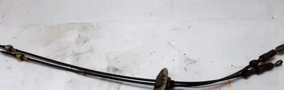 Hyundai Elantra Gear shift cable linkage