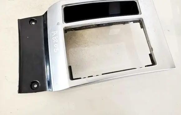 Chrysler 300 - 300C Other interior part 0zm01trmab