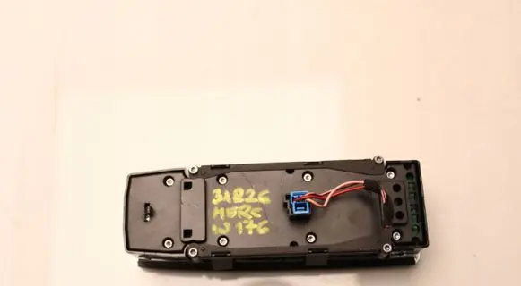 Mercedes-Benz A W176 Window control relay 