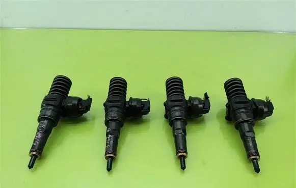 Fuel injectors set