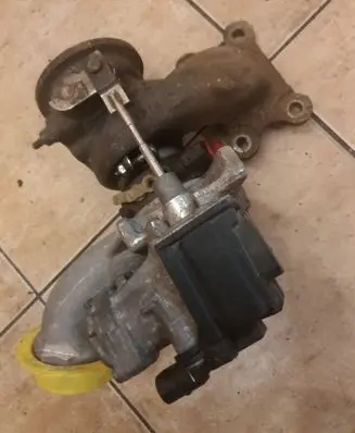Volkswagen Scirocco Turbo 4918001270 080914000554 04e145713n