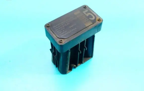 Citroen C5 Central body control module 9653381380 IMPRK1303271