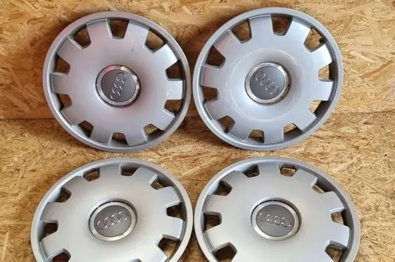 Audi A4 S4 B7 8E 8H R16 wheel hub/cap/trim 4B0601147D